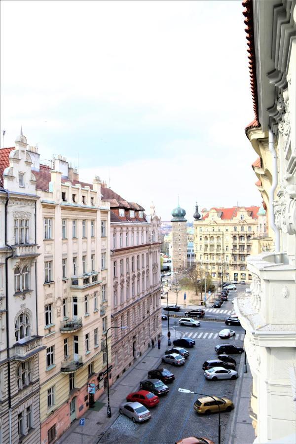 Flowers Hotel apartamentowy Praga